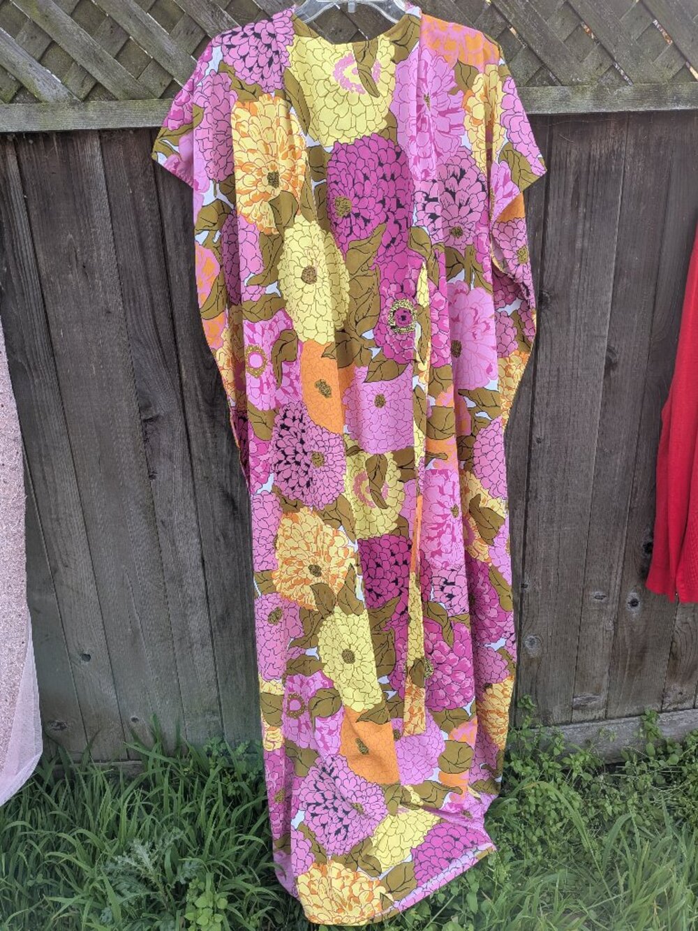 Unique Vintage Retro 70s Floral Caftan Dress NWT One Size Mod Psychedelic Muumuu